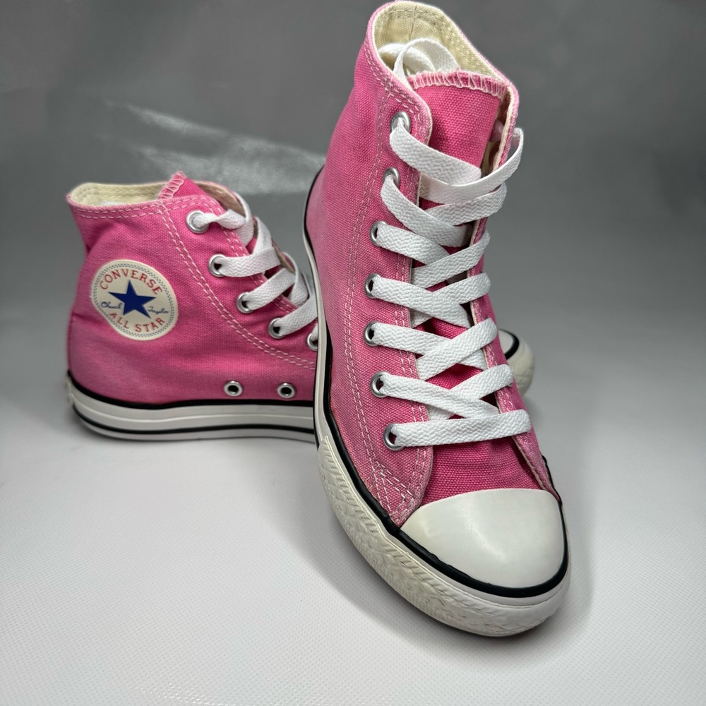 Converse Chuck Taylor All Star High Top Pink Sneakers Shoes Youth Size Youth 2